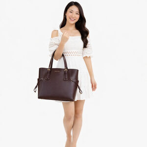 Michael Kors Womens Voyager Tote Bag Brown Leather Classic Shoulder Work Luxury